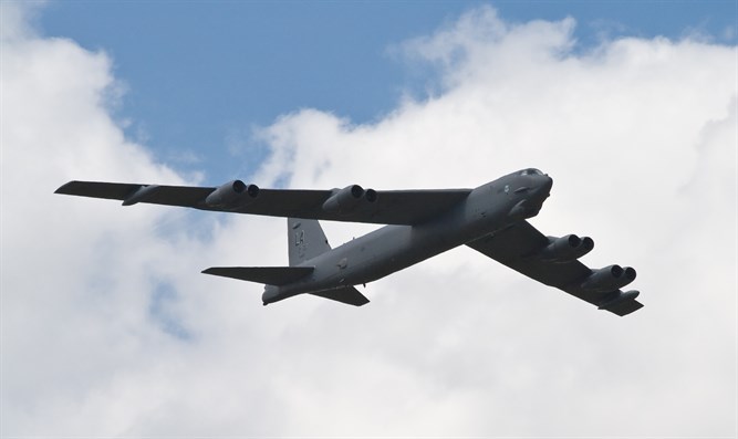 US Flies B-52 Bombers Over Middle East In Show Of Force Aimed At Iran ...